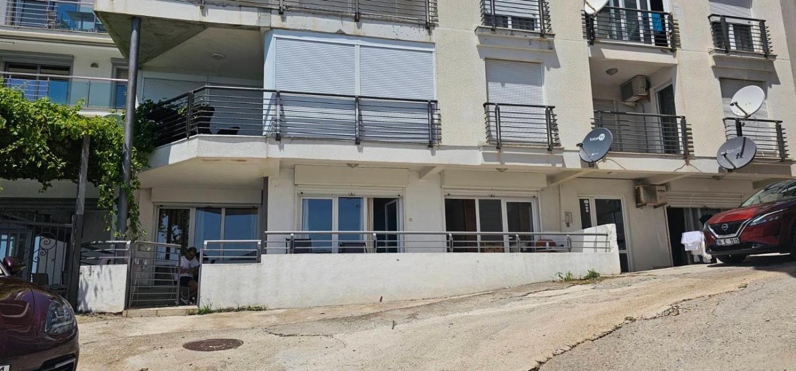 Greta Lägenhet Budva